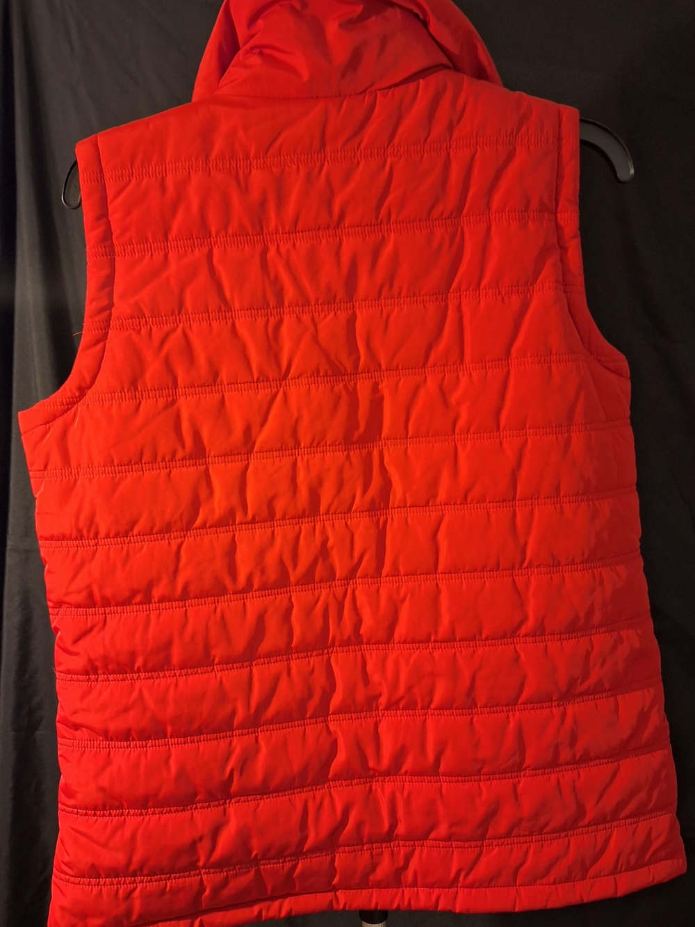 *** 3 for $15*** Calvin Klein Women’s Red Quilted Puffer Vest - Picture 6 of 7